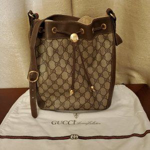 Gucci Vintage Supreme Sherry Drawstring Bucket Bag